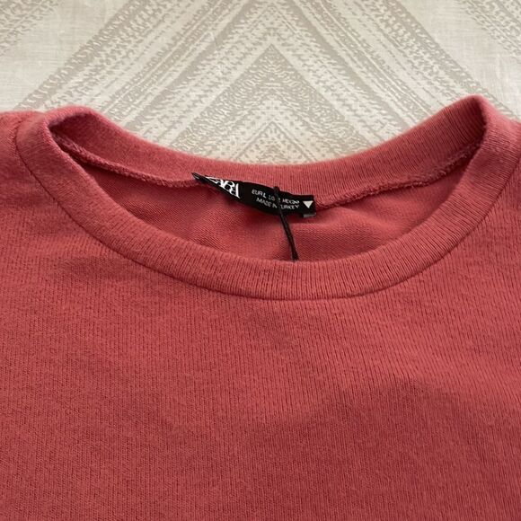 Zara Women’s Peach/Pink Short-sleeve Sweater - Picture 2 of 6